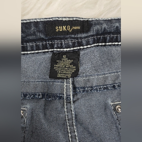 ✨ Women’s Denim Shorts Bundle – Size 12 – 4 Stylish Pairs – Chic & Casual - Picture 8 of 16